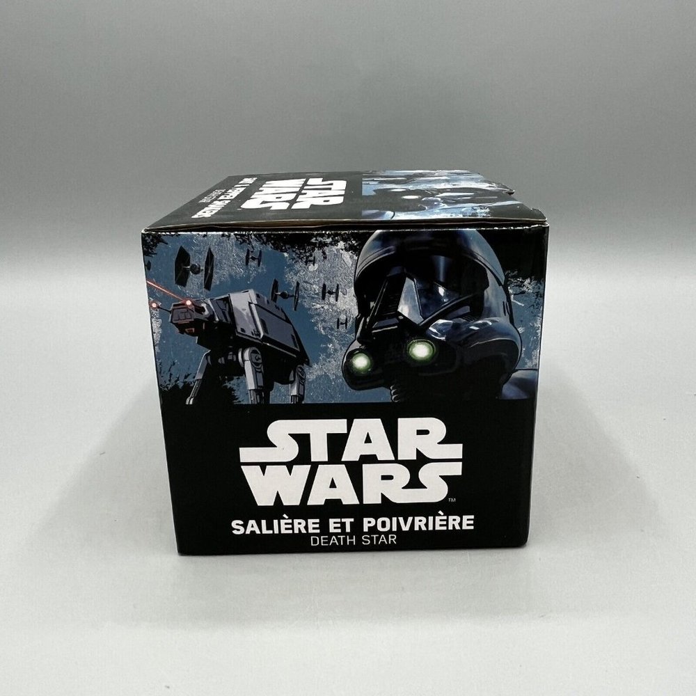 Disney Star Wars Ceramic Death Star Magnetic Salt & Pepper Shakers Lucasfilm - Picture 4 of 9